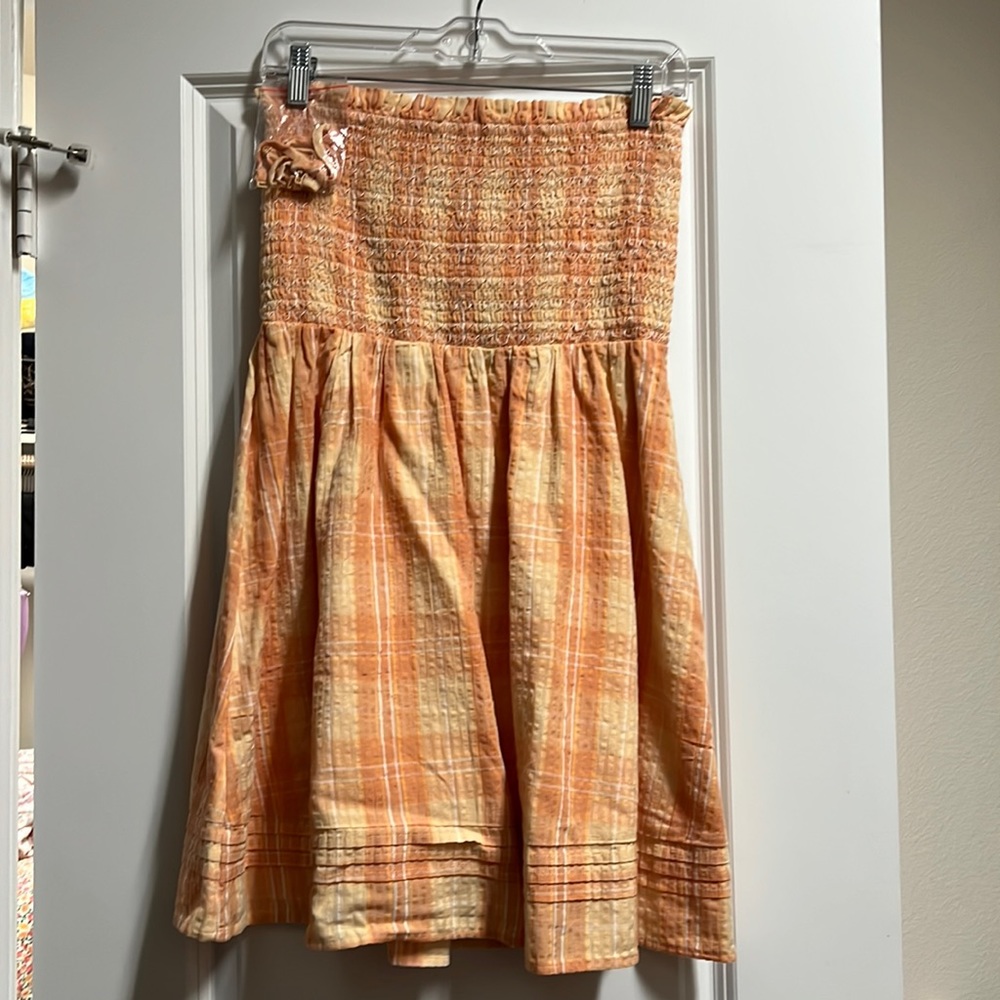 American Eagle strapless dress. Size Medium. Orange plaid